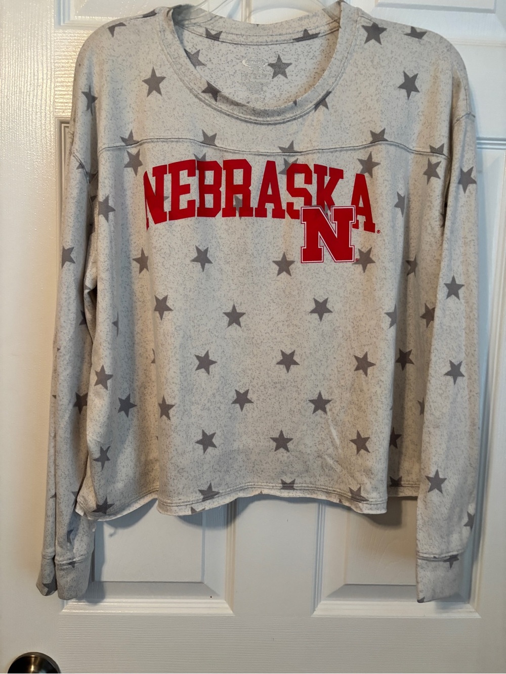 Nebraska Star-Print Long Sleeve Crewneck - Light Gray with Red